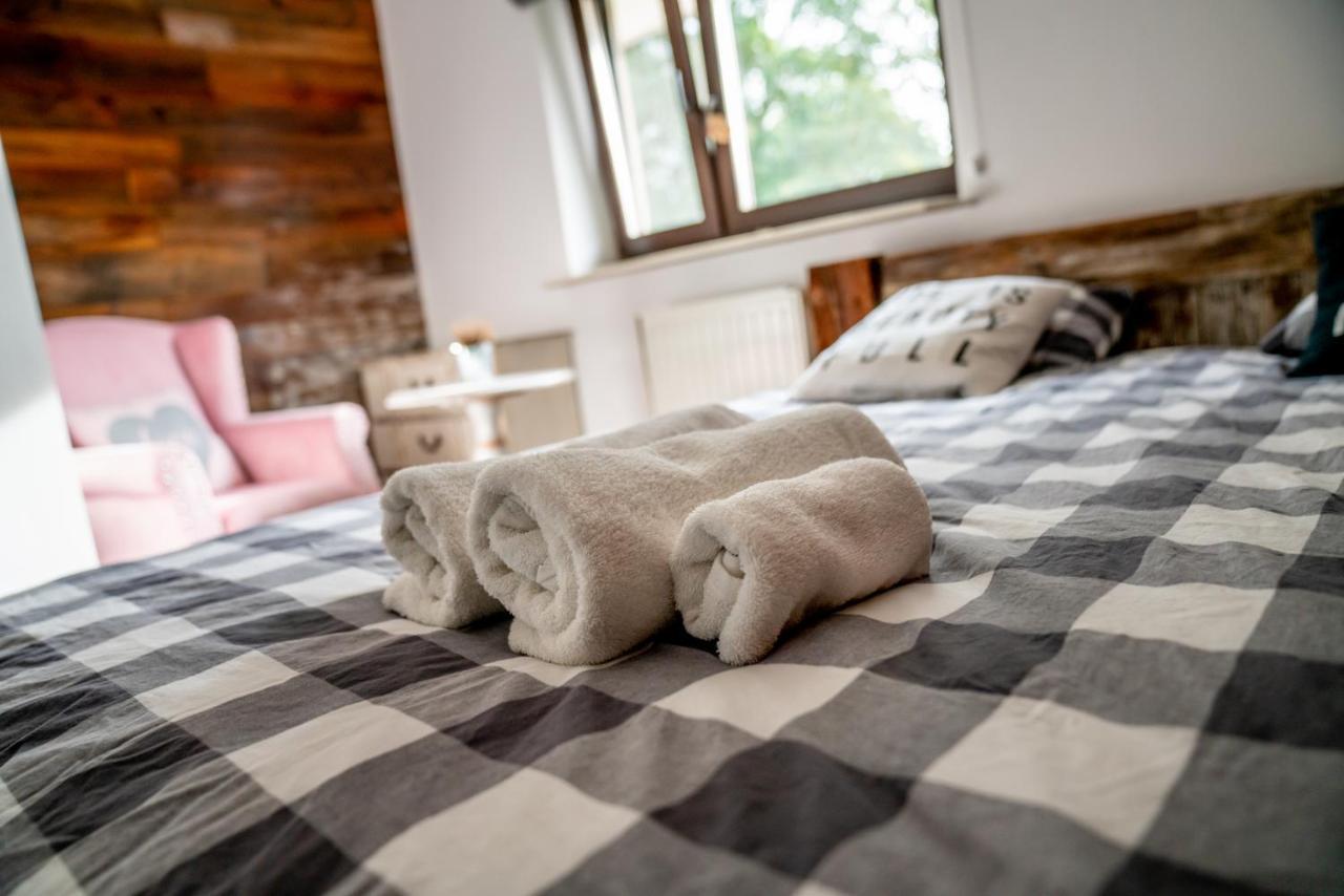 Holistyczne Ujecie Bed & Breakfast Kobyla ภายนอก รูปภาพ